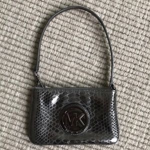 Michael Kors Wristlet / Mini Purse
